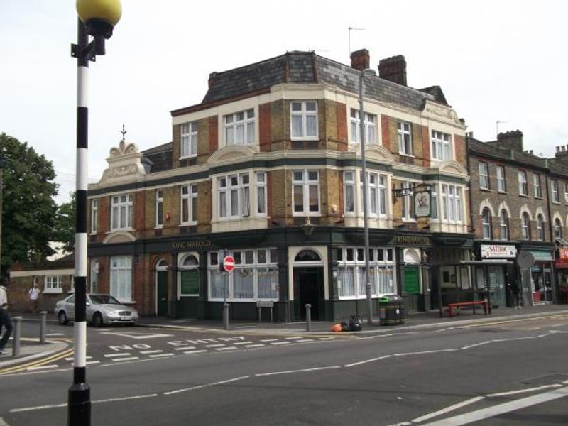 King Harold London E15 taken Aug 2012. (Pub, External). Published on 10-11-2013