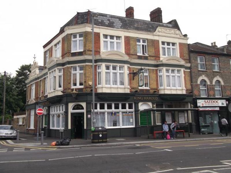 King Harold London E15 taken Aug 2012. (Pub, External, Key). Published on 10-11-2013