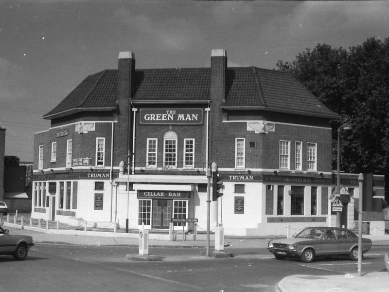 Green Man London E15 taken in 1987.. (Pub, External, Key). Published on 25-11-2018 