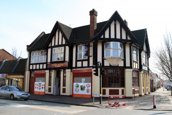 Spread Eagle London E15. (Pub, External, Key). Published on 12-11-2013