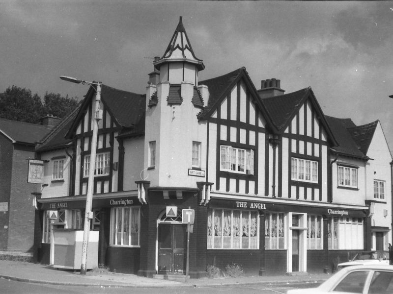 Angel London E15 taken in 1987.. (Pub, External). Published on 25-11-2018 