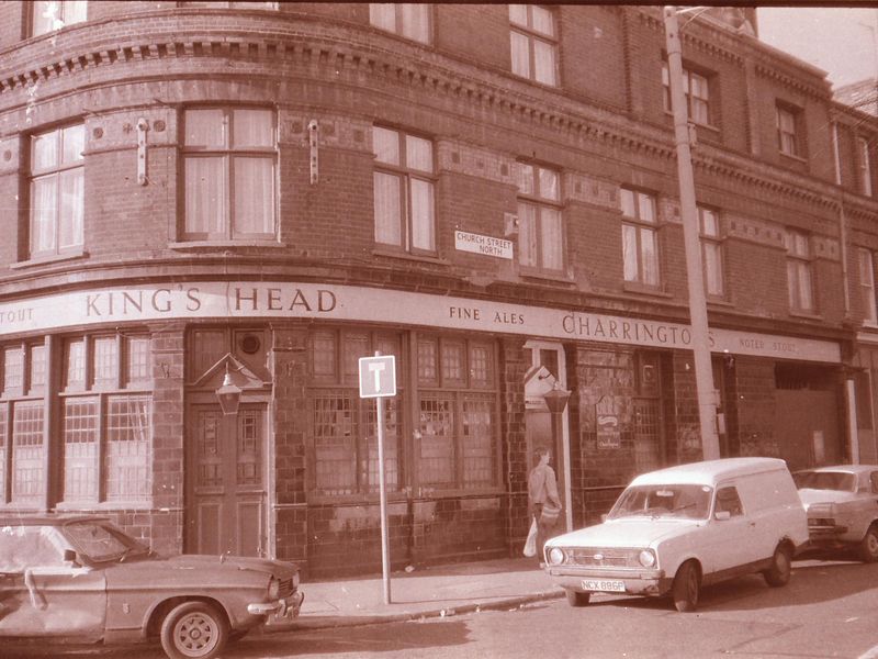 Kings Head London E15 taken in 1985.. (Pub, External). Published on 25-11-2018