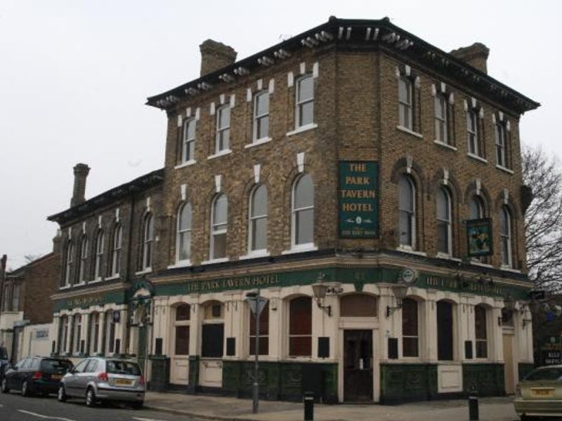 Park Tavern Hotel London E15. (Pub, External). Published on 11-11-2013
