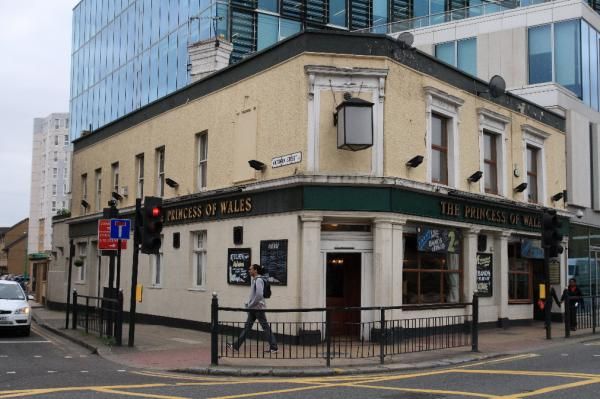 Princess of Wales London E15. (Pub, External). Published on 11-11-2013