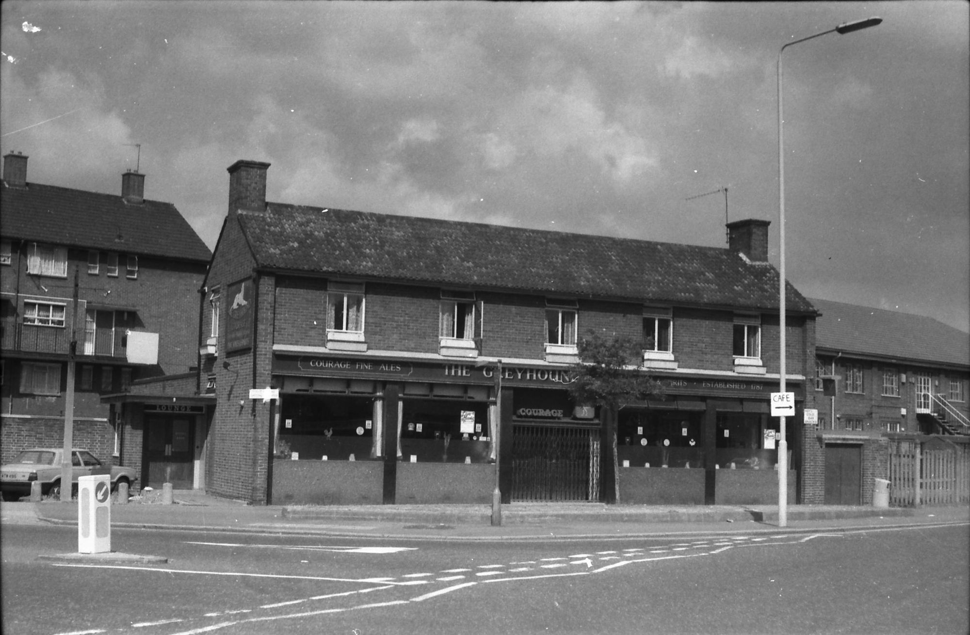 Greyhound London E15 taken in 1987.. (Pub, External). Published on 25-11-2018