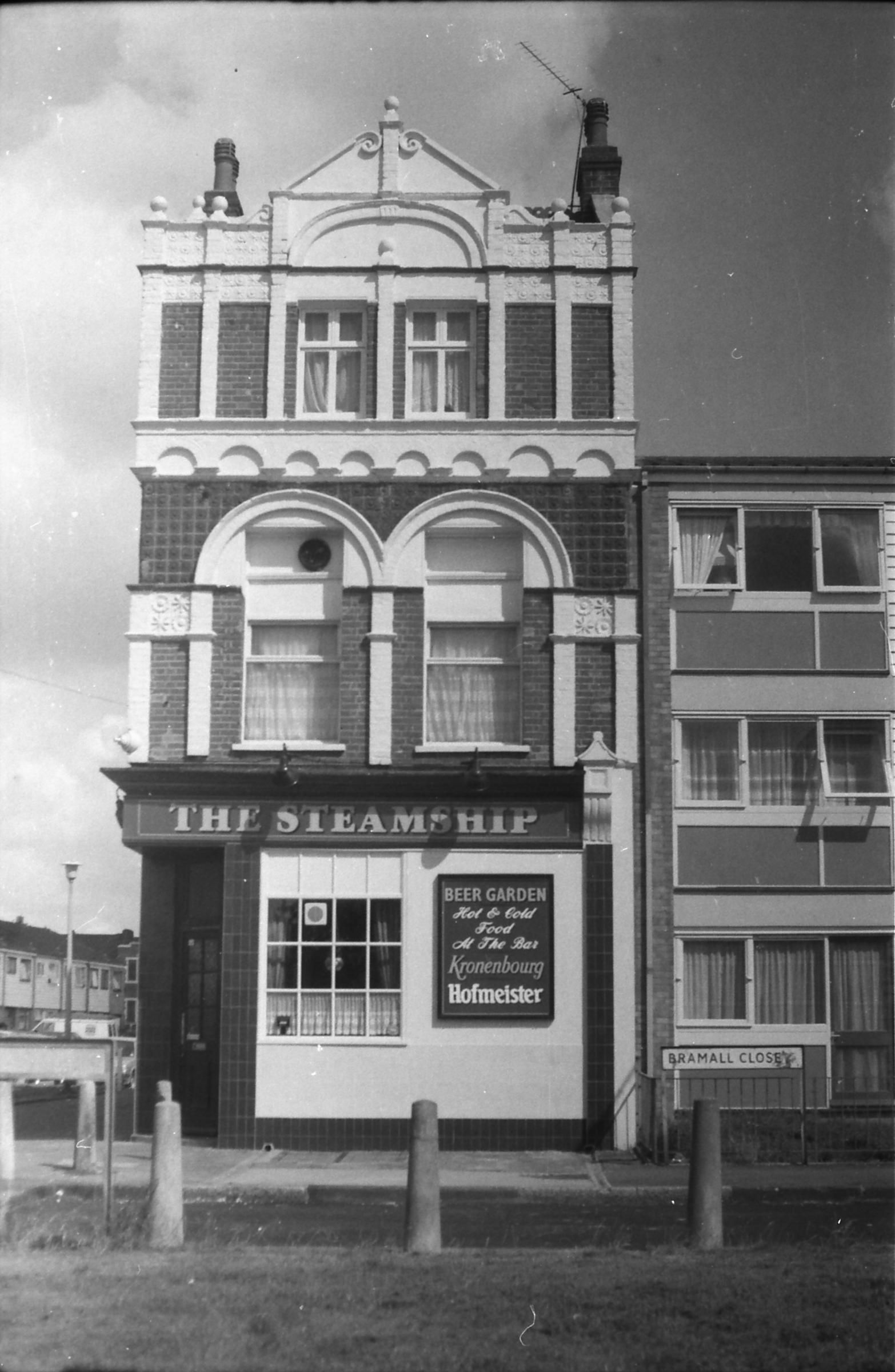 Steamship London E15 taken in 1987. (Pub, External). Published on 25-11-2018