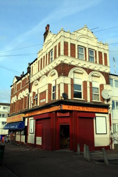 Steamship London E15. (Pub, External). Published on 12-11-2013