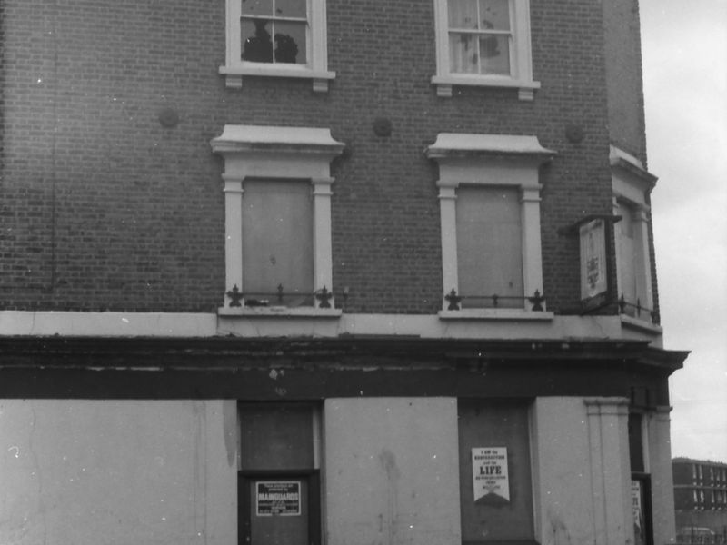 Huntingdon Arms London E16 taken in 1986.. (Pub, External, Key). Published on 09-01-2019