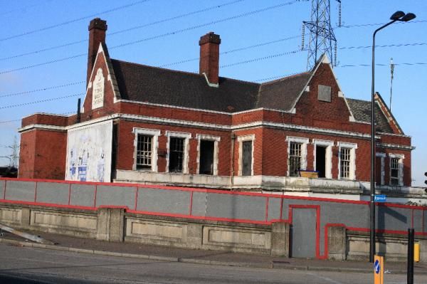 Tidal Basin Tavern London E16. (Pub, External). Published on 15-11-2013