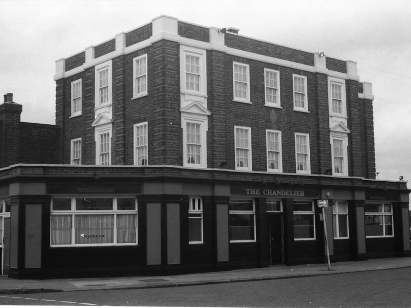 Chandelier London E16 taken in 1986.. (Pub, External, Key). Published on 09-01-2019