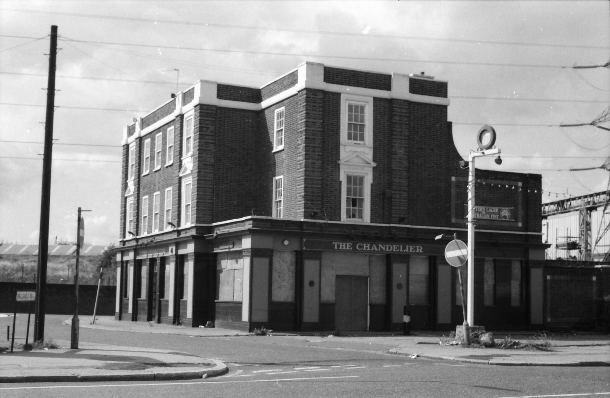 Chandelier London E16 taken Aug 29 1988.. (Pub, External, Key). Published on 09-01-2019