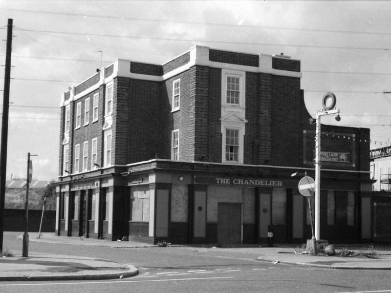 Chandelier London E16 taken Aug 29 1988.. (Pub, External, Key). Published on 09-01-2019
