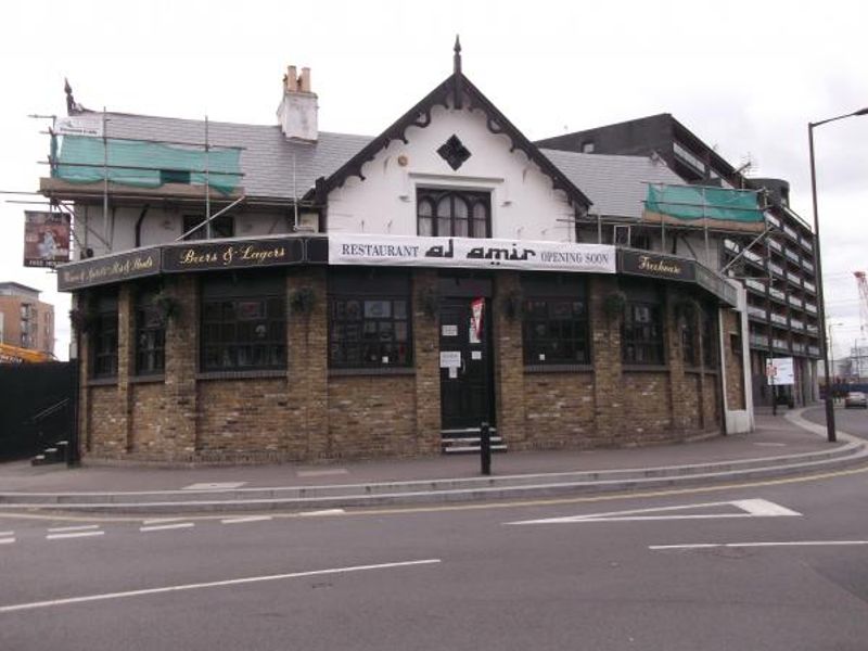 Hallsville Tavern London E16 takneAug 2012. (Pub, External, Key). Published on 15-11-2013