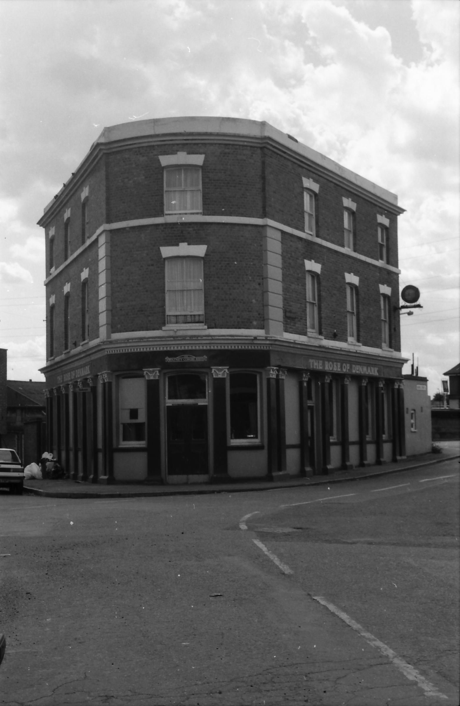 Rose of Denmark London E16 taken 29 Aug 1988. (Pub, External, Key). Published on 09-01-2019