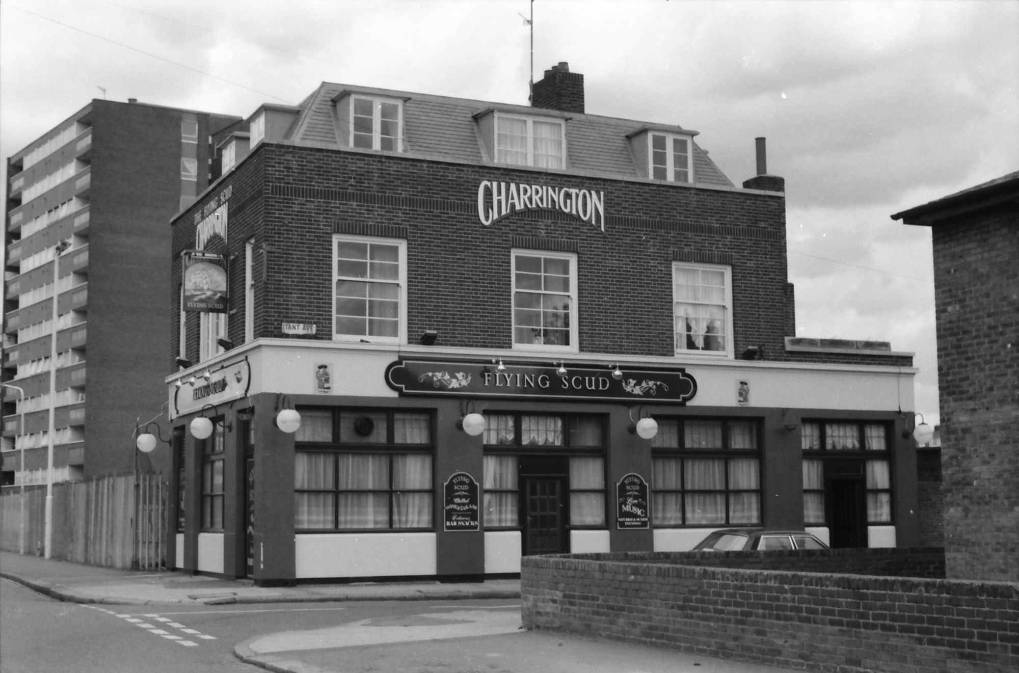 Flying Scud London E16 taken 29 Aug 1988.. (Pub, External, Key). Published on 09-01-2019