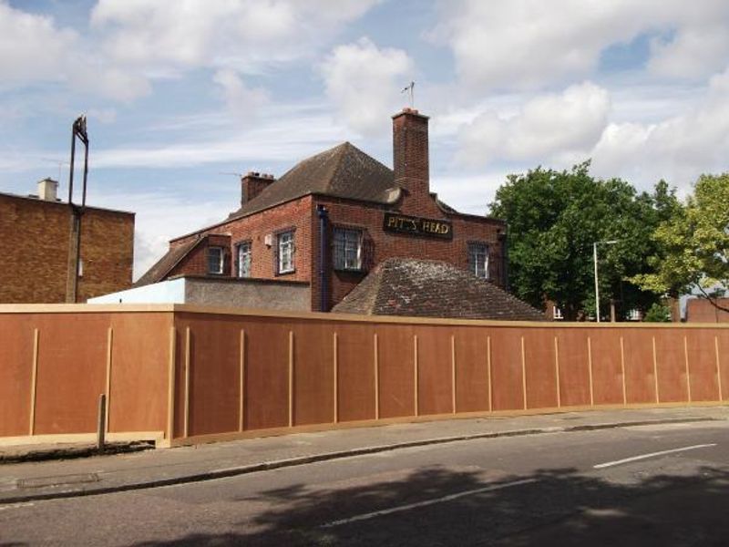 Pitts Head London E16 taken Aug 2012. (Pub, External, Key). Published on 15-11-2013