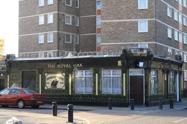 Royal Oak Woodman St London E16. (Pub, External, Key). Published on 15-11-2013
