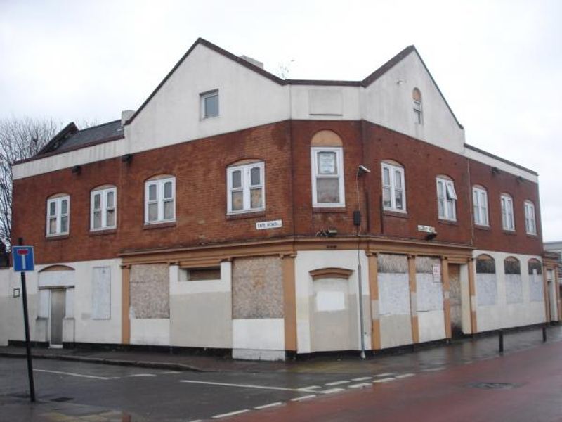 Royal Albert London E16 takn Feb 2008. (Pub, External). Published on 15-11-2013 
