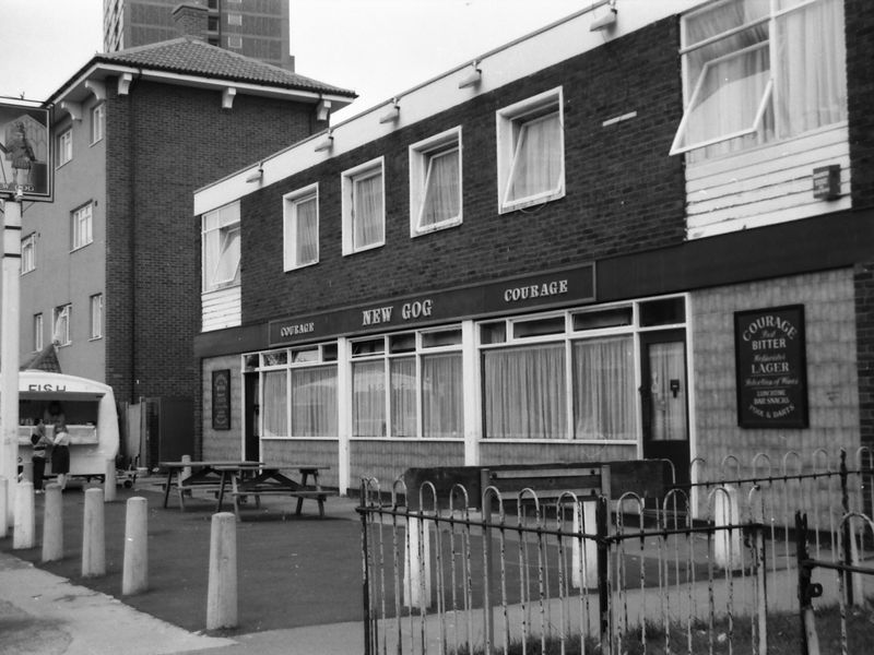 New Gog London E16 taken 17 Sept 1988.. (Pub, External). Published on 09-01-2019