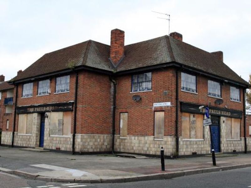 Pauls Head London E16. (Pub, External). Published on 15-11-2013