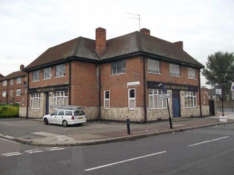 Pauls Head London E16 taken Aug 2012. (Pub, External, Key). Published on 15-11-2013