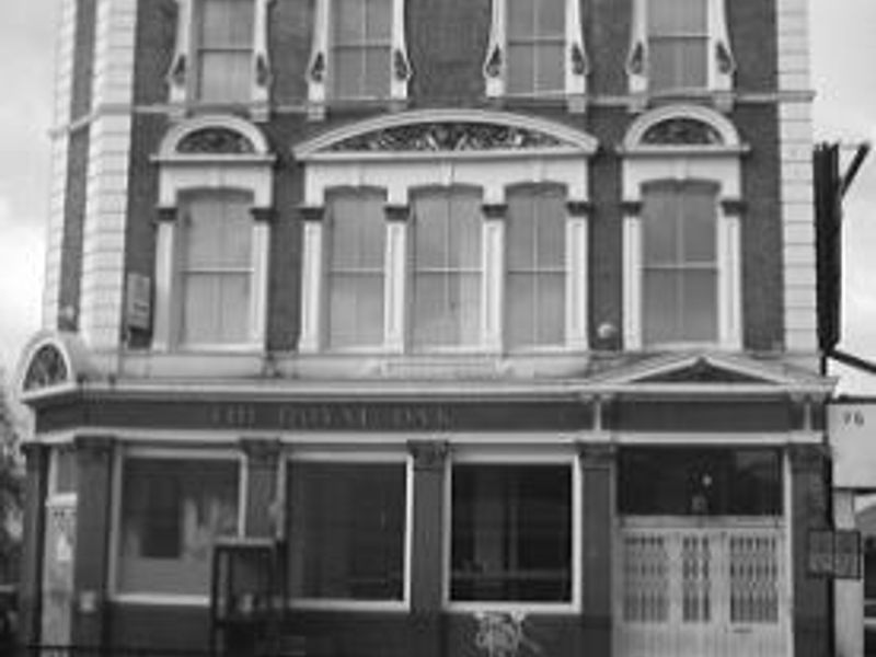 Royal Oak Barking Road London E16 date unknown. (Pub). Published on 08-02-2017