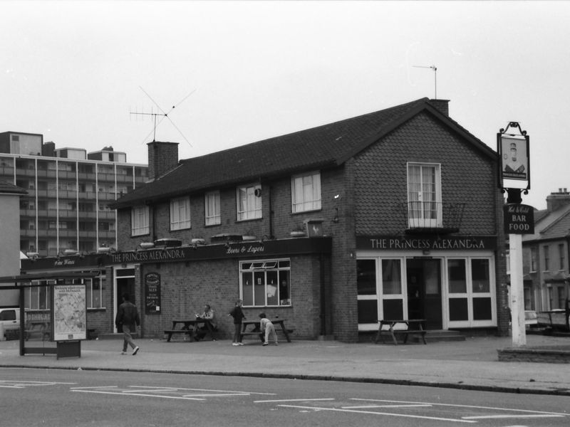 Princess Alexandra London E16 taken 17 Sept 1988.. (Pub, External). Published on 09-01-2019