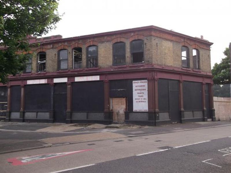 Anchor London E16 taken July 2012. (Pub, External). Published on 14-11-2013