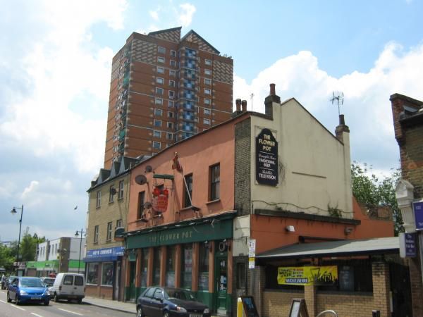 Flower Pot London E17. (Pub, External). Published on 18-11-2013