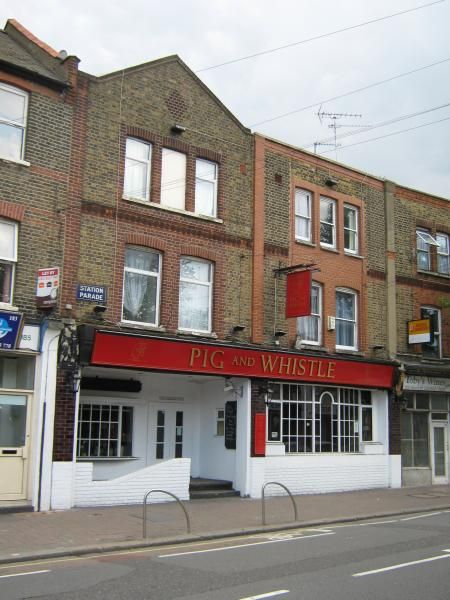 Pig & Whistle London E17. (Pub, External). Published on 18-11-2013