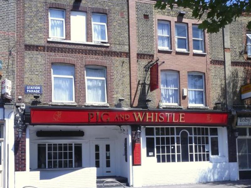 Pig & Whistle London E17. (Pub, External). Published on 18-11-2013