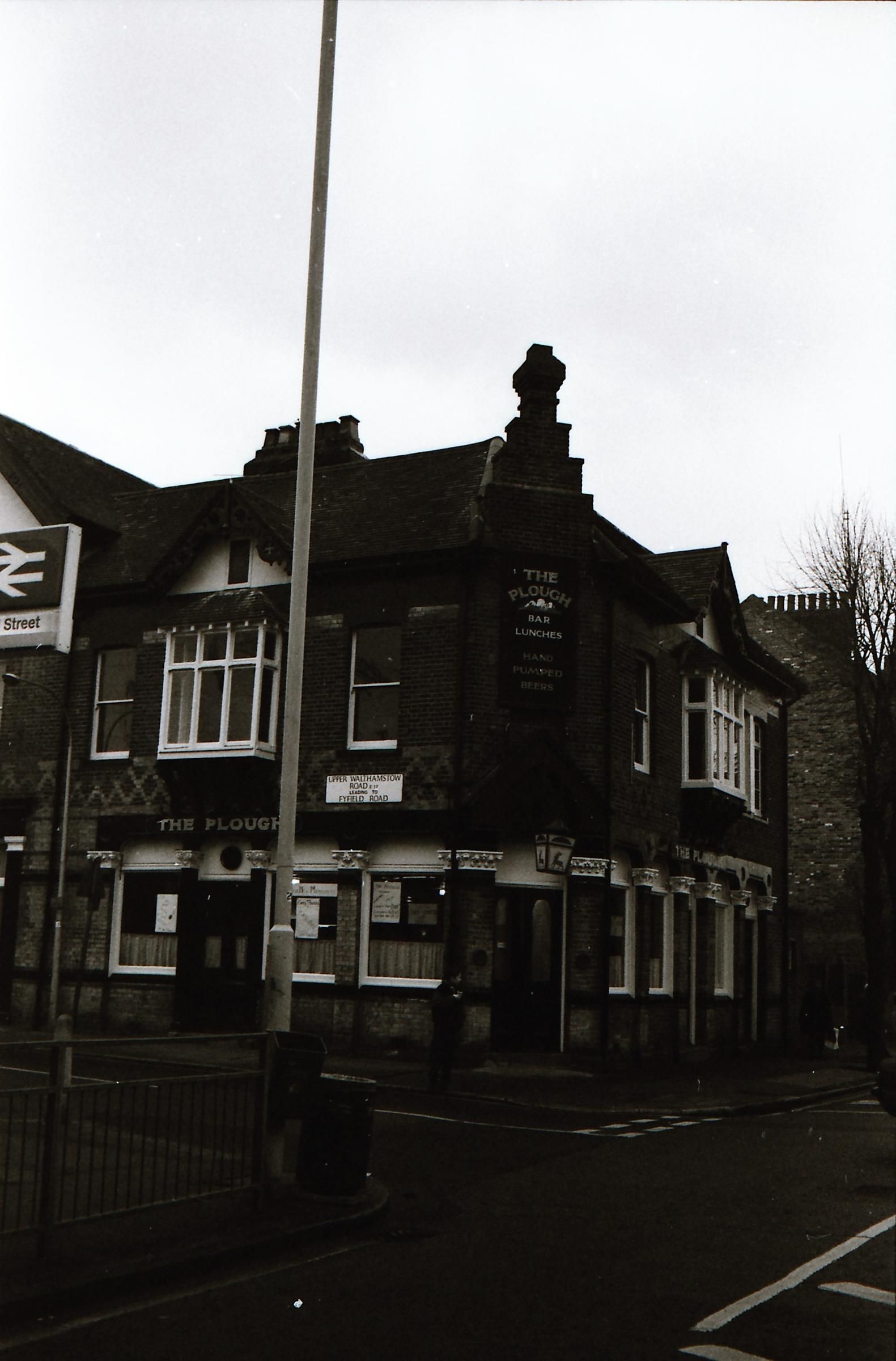 Plough London E17 taken between Dec 92 - Jan 94.. (Pub, External). Published on 10-01-2019