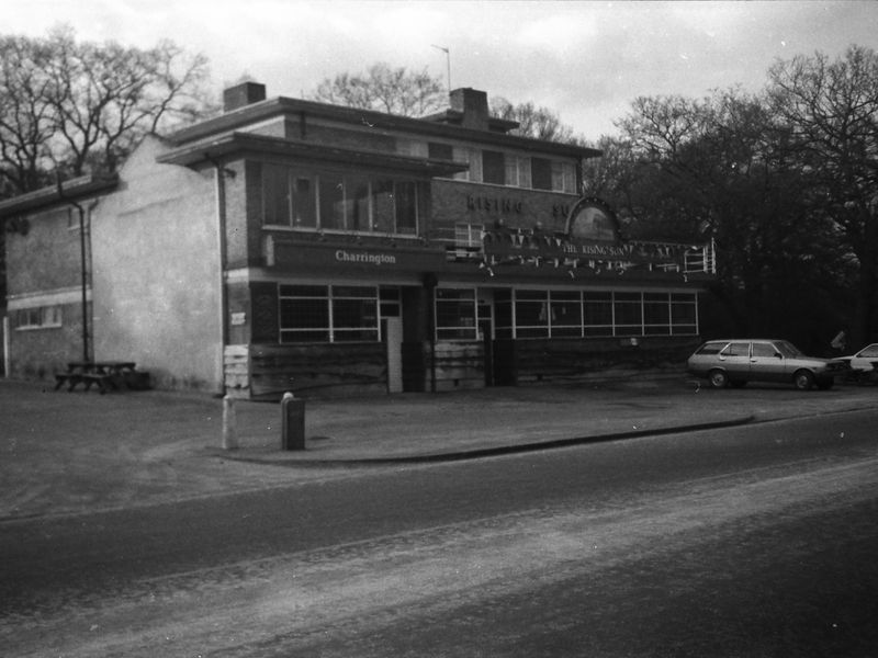 Rising Sun London E17 taken in 1986.. (Pub, External, Key). Published on 10-01-2019