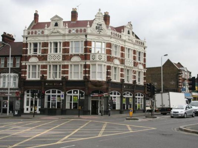 Bell London E17. (Pub, External). Published on 18-11-2013