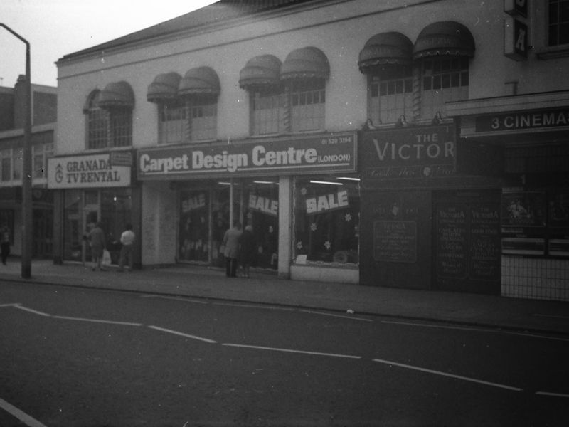 Victoria London E17 taken in 1986.. (Pub, External). Published on 10-01-2019 