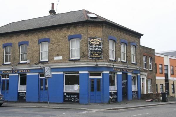 Prince of Wales London E17. (Pub, External). Published on 18-11-2013