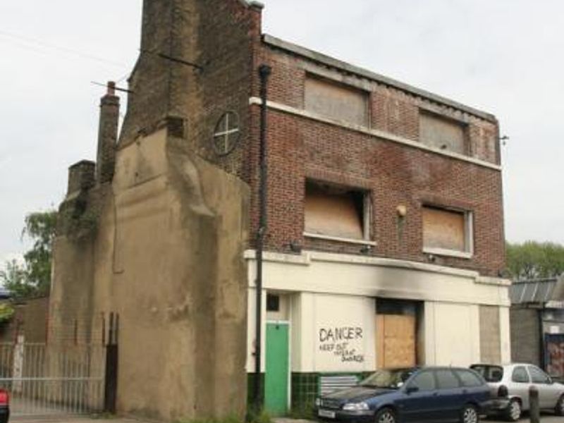 Woodman London E17. (Pub, External). Published on 18-11-2013