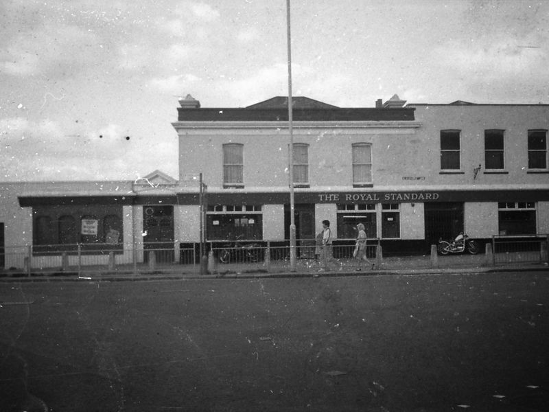 Royal Standard London E17 taken in 1986.. (Pub, External, Key). Published on 10-01-2019
