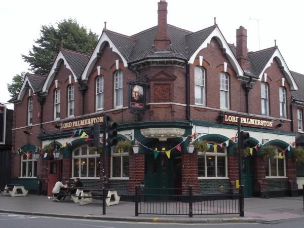 Lord Palmeston London E17 taken Aug 2007. (Pub, External). Published on 18-11-2013