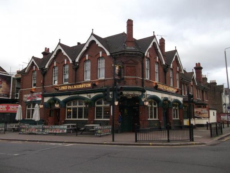 Lord Palmeston London E17 taken May 2013. (Pub, External). Published on 18-11-2013