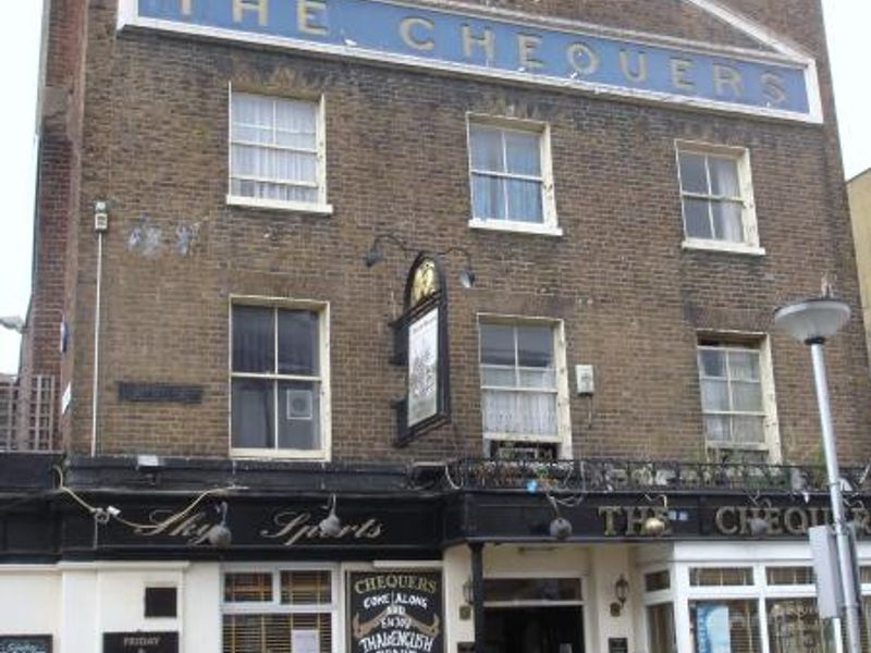 Chequers London E17 taken Aug 2007. (Pub, External). Published on 18-11-2013