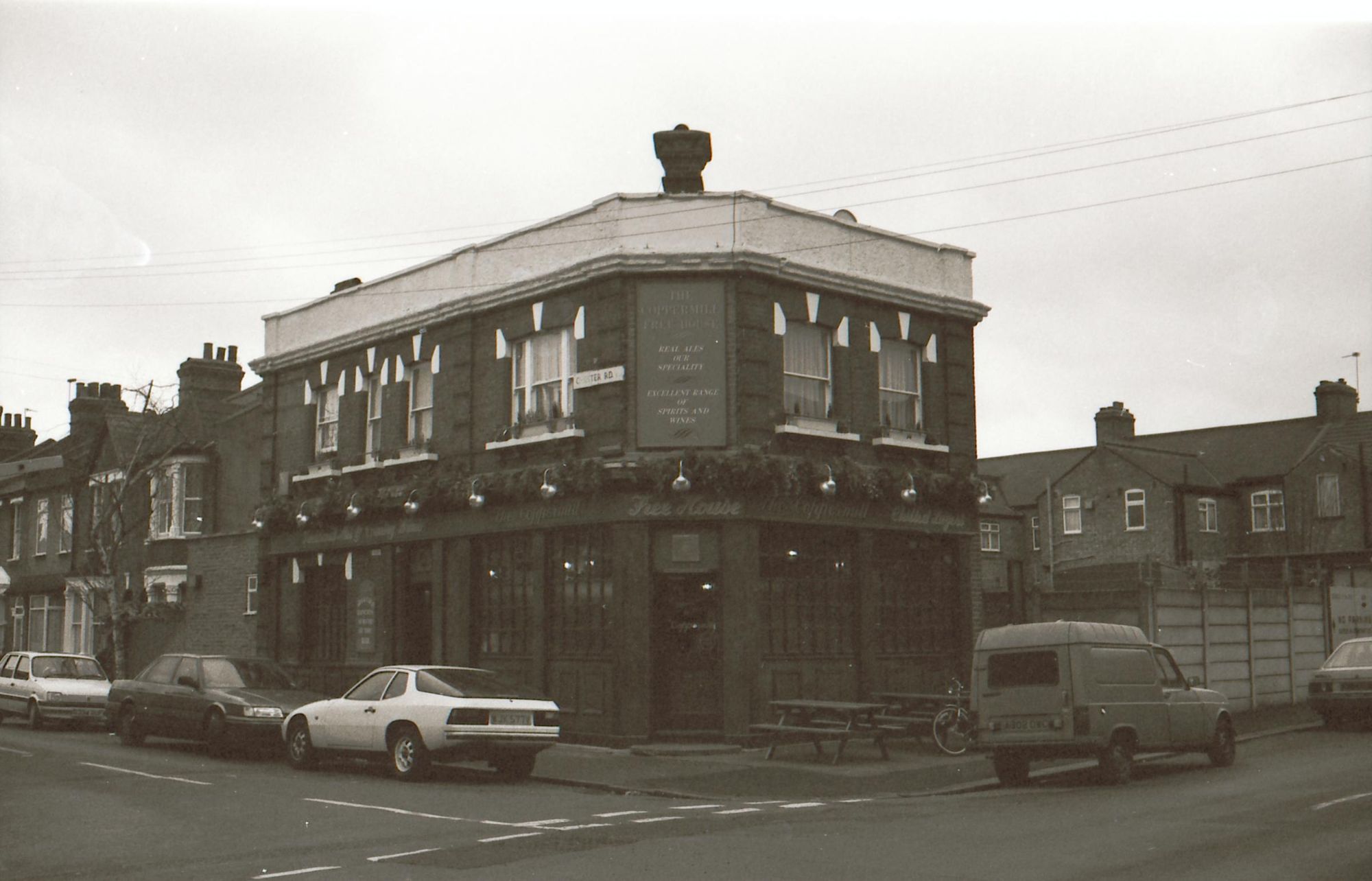 Lord Kitchener London E17 taken between Dec 92-Jan94.. (Pub, External). Published on 10-01-2019