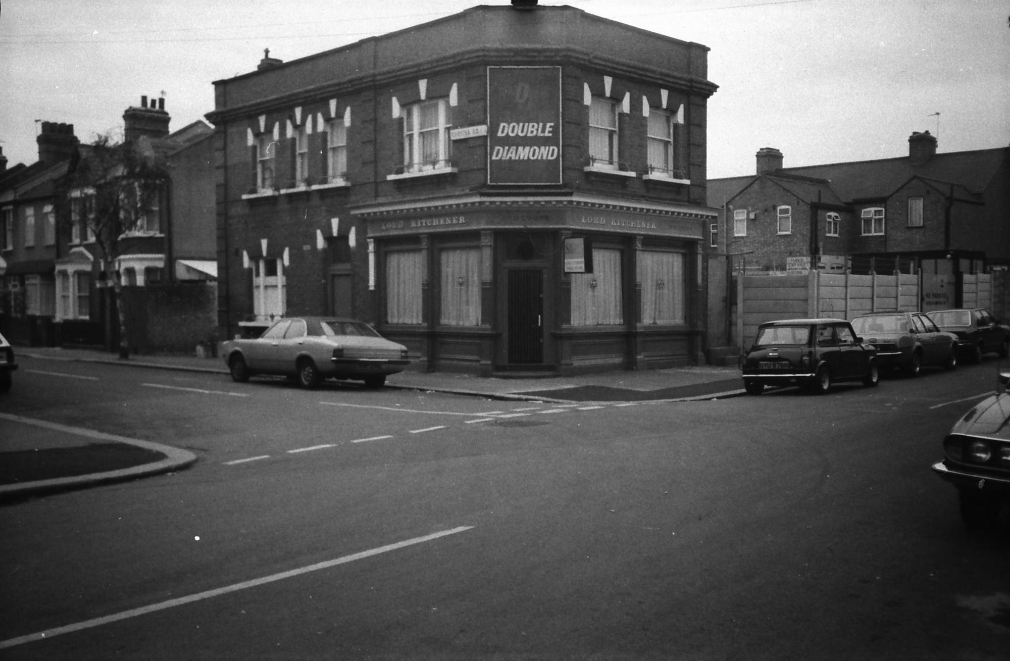 Lord Kitchener London E17 taken in 1986.. (Pub, External). Published on 10-01-2019
