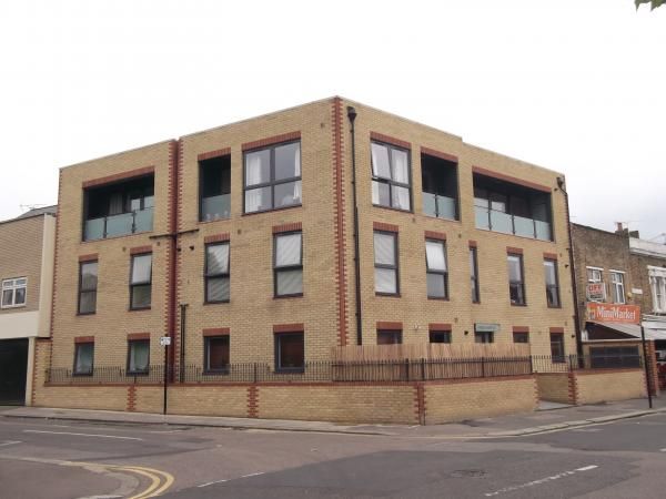 Ringwood Castle London E17 taken May 2014. (Pub, External, Key). Published on 03-06-2014