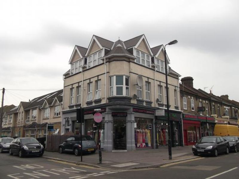 Lorne Arms London E17 taken May 2014. (Pub, External, Key). Published on 03-06-2014