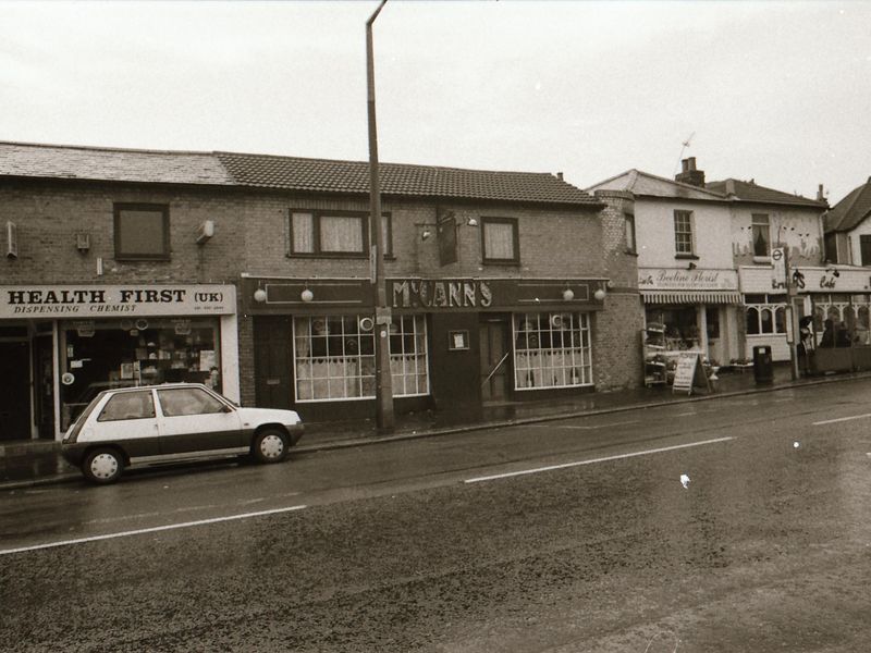 McCanns London E17 taken in May 1994. (Pub, External, Key). Published on 10-01-2019