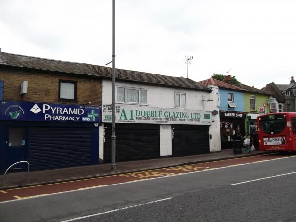 McCanns London E17 taken May 2014. (Pub, External). Published on 31-10-2014