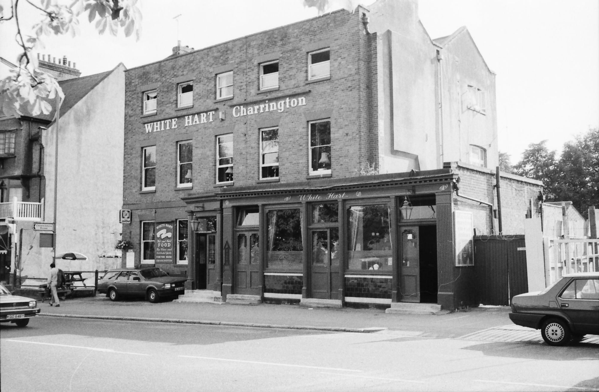 White Hart London E18 taken in 1987.. (Pub, External, Key). Published on 10-01-2019