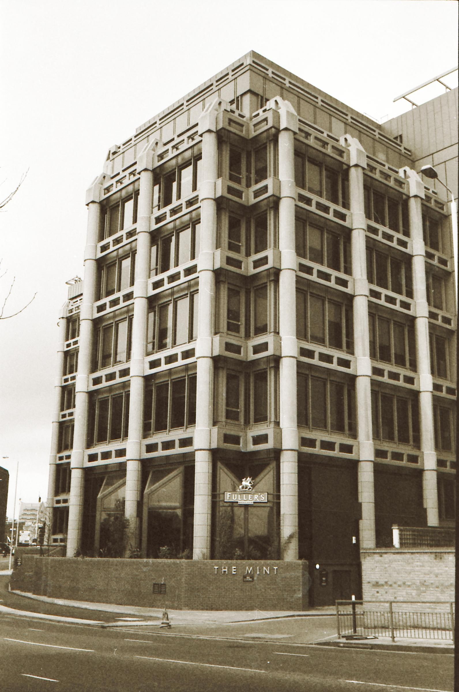E1-Mint taken Dec92-Jan94.jpg. (Pub, External, Key). Published on 29-12-2017