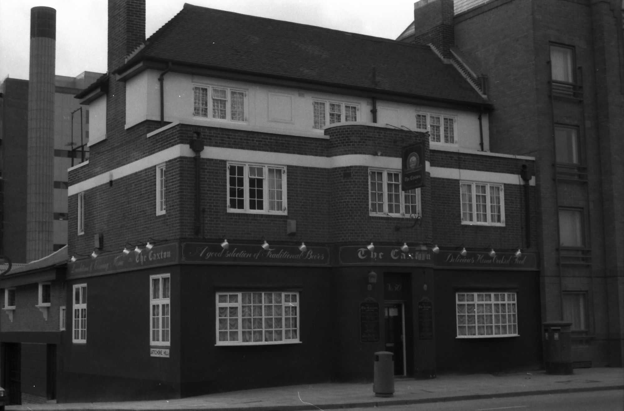Caxton London E1 taken 19 Feb 1989. (Pub, External). Published on 27-12-2017